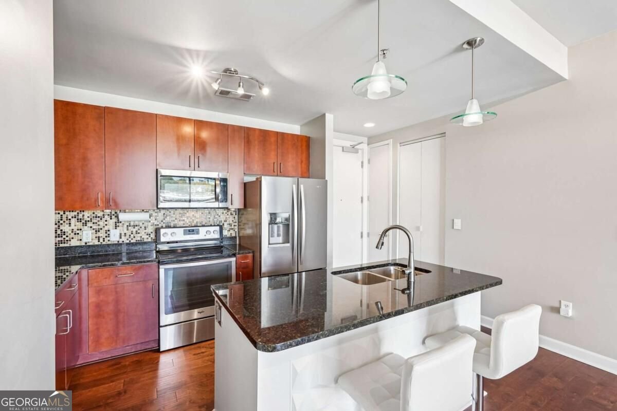 711 Cosmopolitan Drive Atlanta - Photo 9