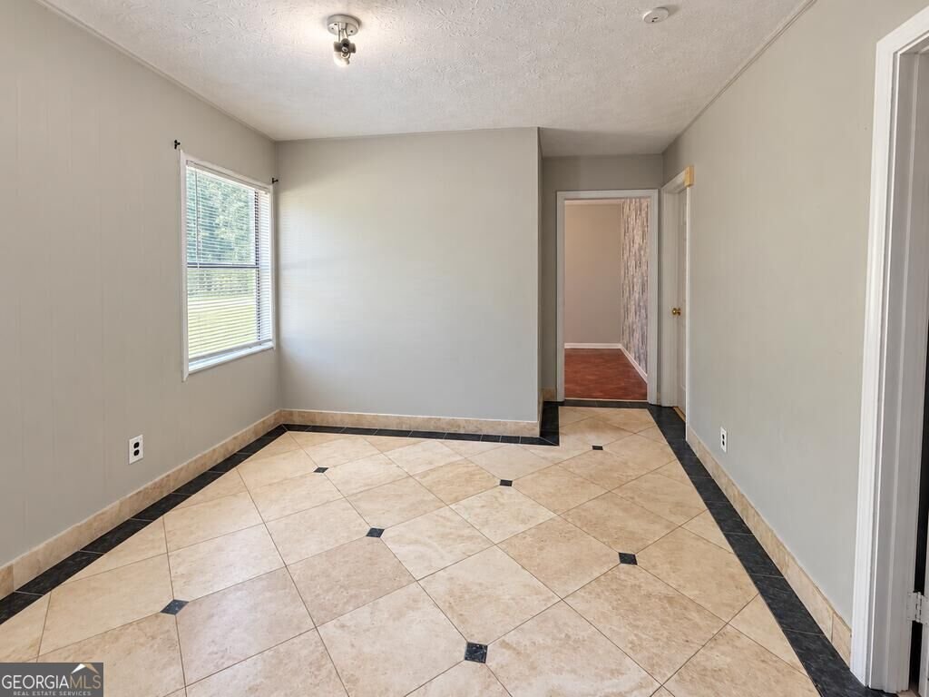 471 Rock Meadow Drive Stone Mountain - Photo 18