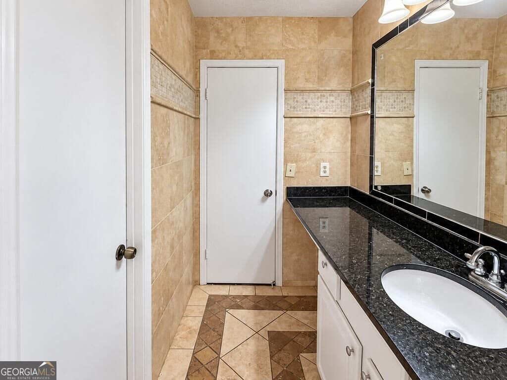 471 Rock Meadow Drive Stone Mountain - Photo 31