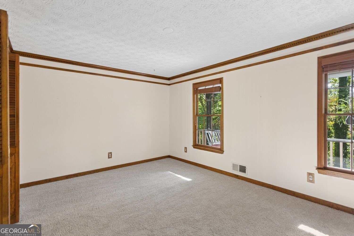 10870 Shallowford Road Roswell - Photo 17