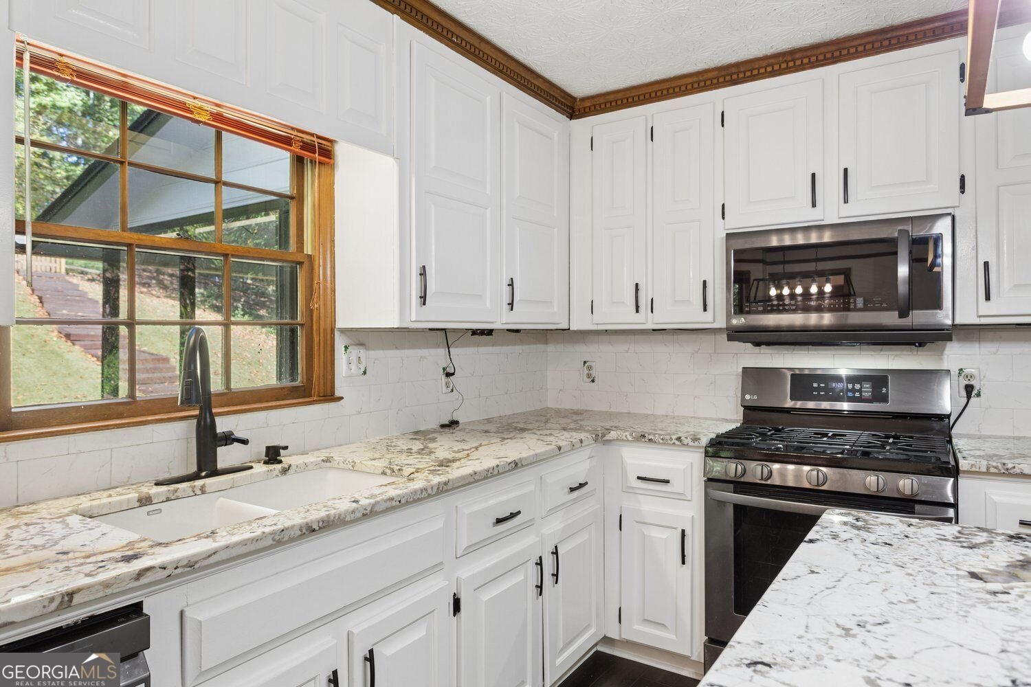 10870 Shallowford Road Roswell - Photo 29