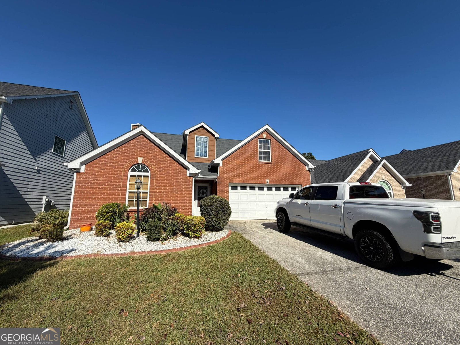 2363 Crimson Creek Lane Snellville - main photo
