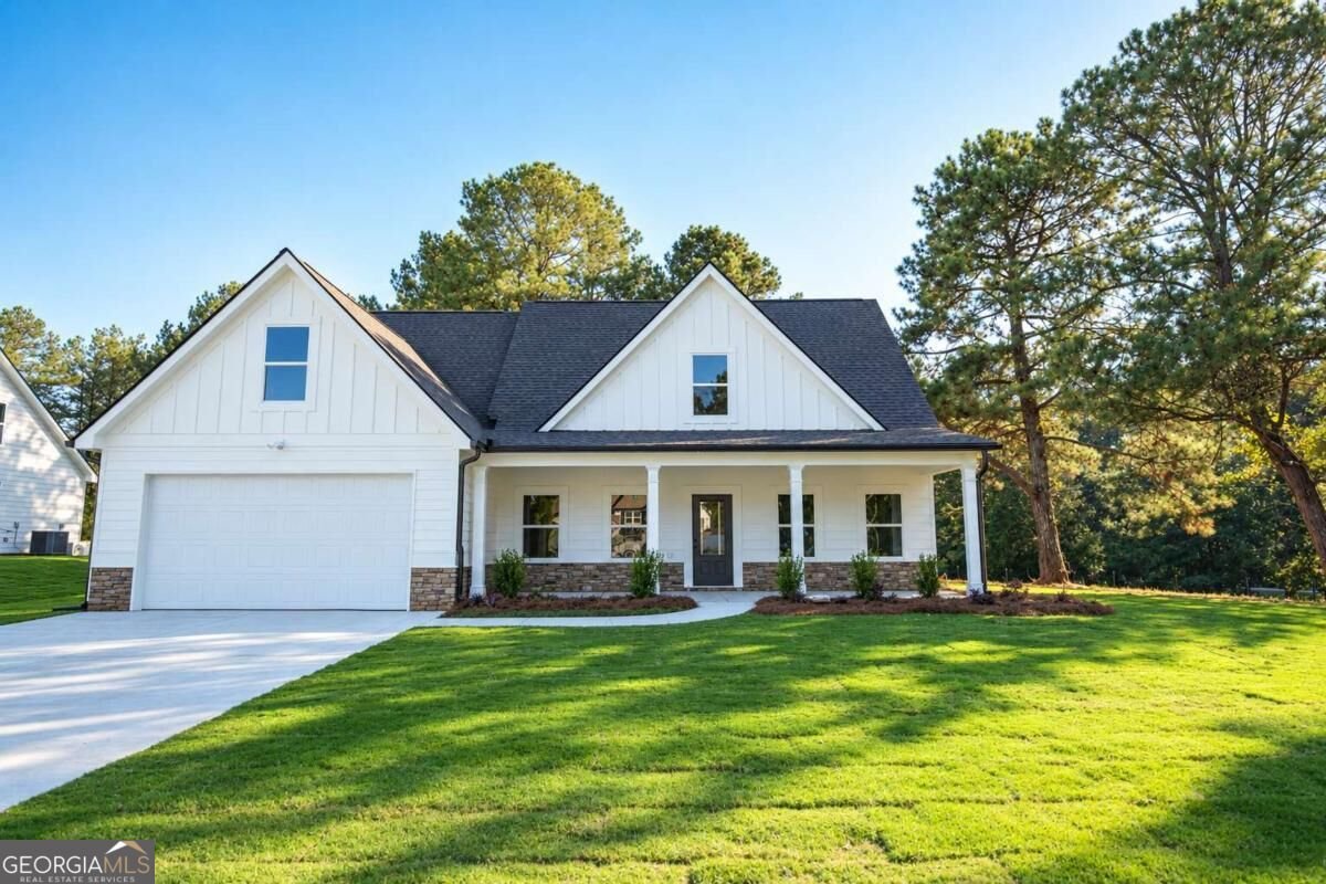 6095 Crowley Drive Douglasville - main photo