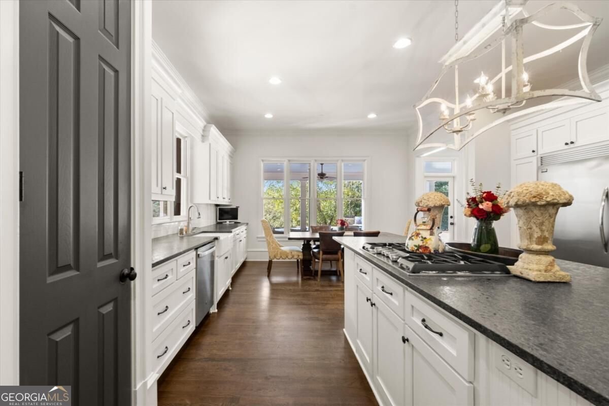 420 Darby Road Milton - Photo 18