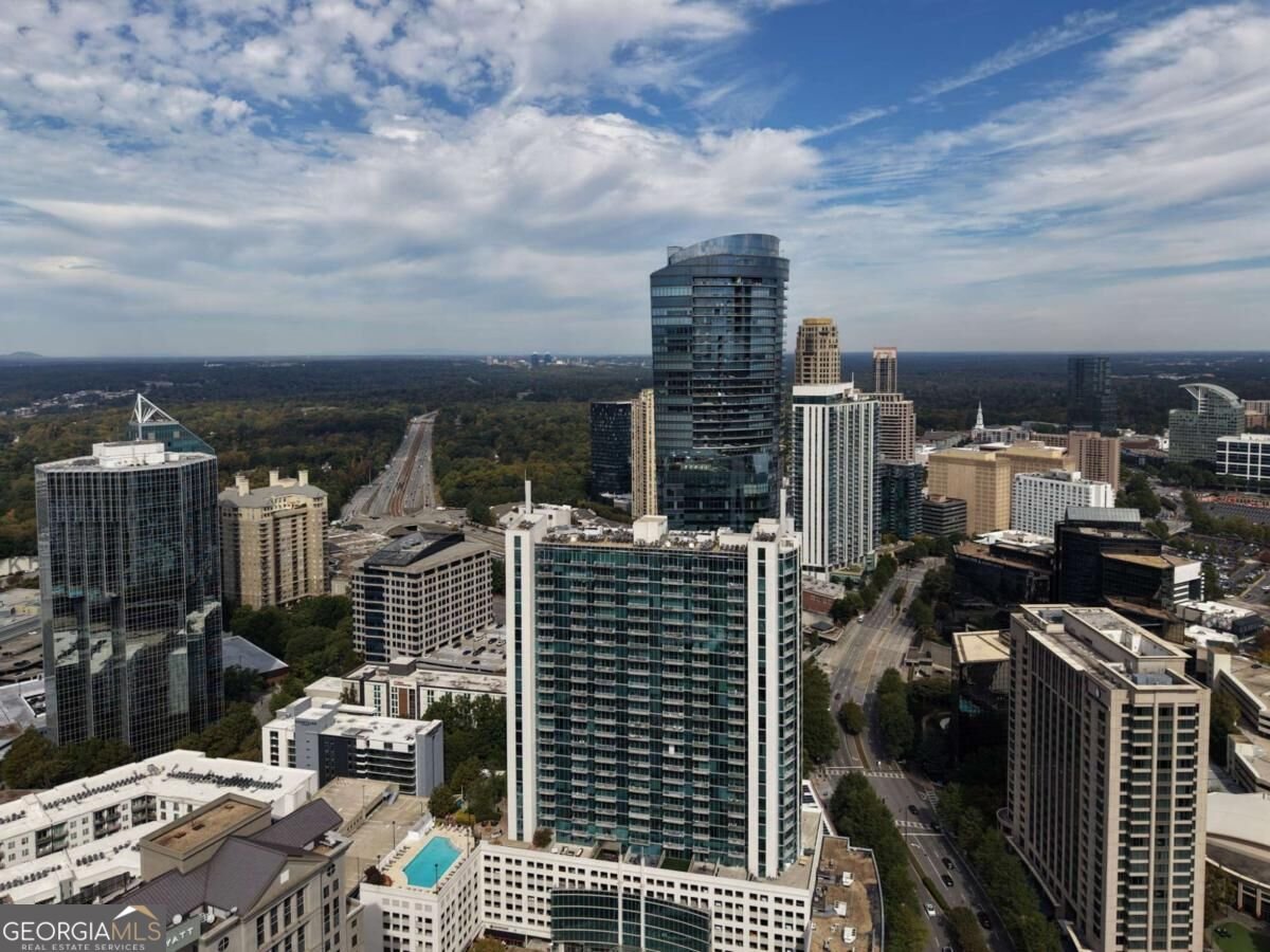 3324 Peachtree Road Atlanta - main photo