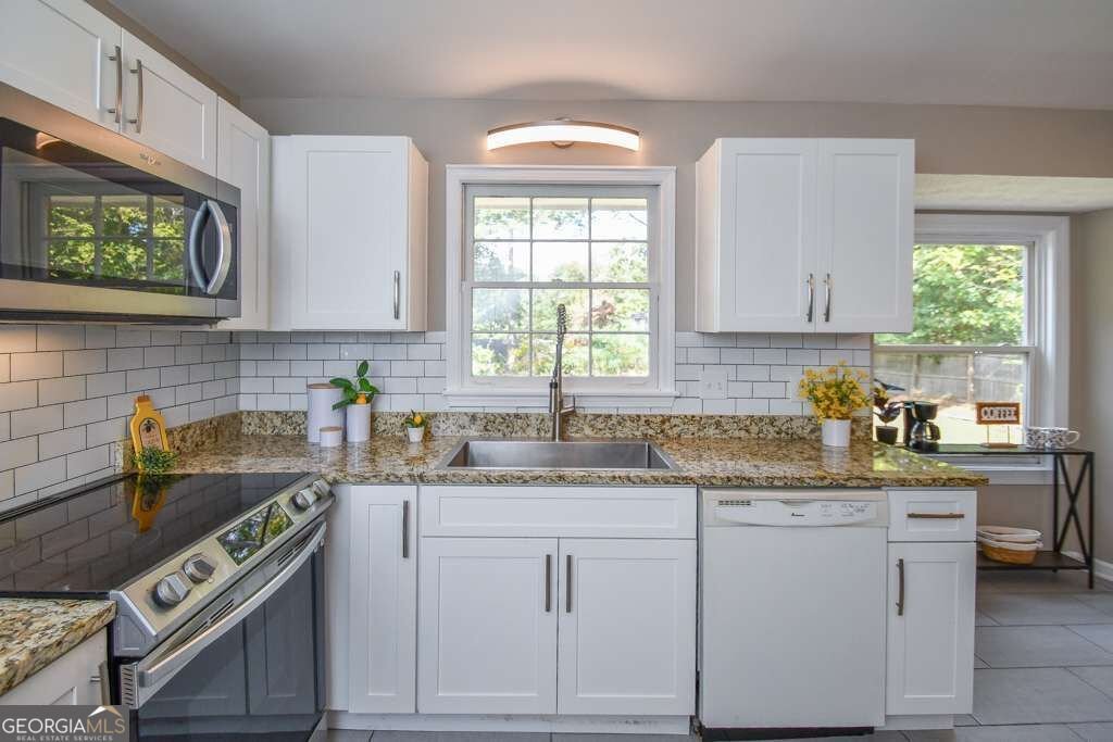 4740 Manly Court Stone Mountain - Photo 6
