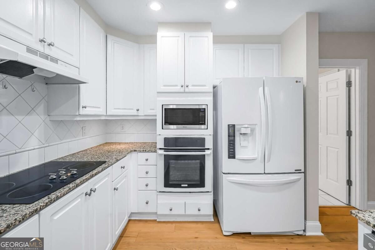 211 Colonial Homes Drive Atlanta - Photo 15
