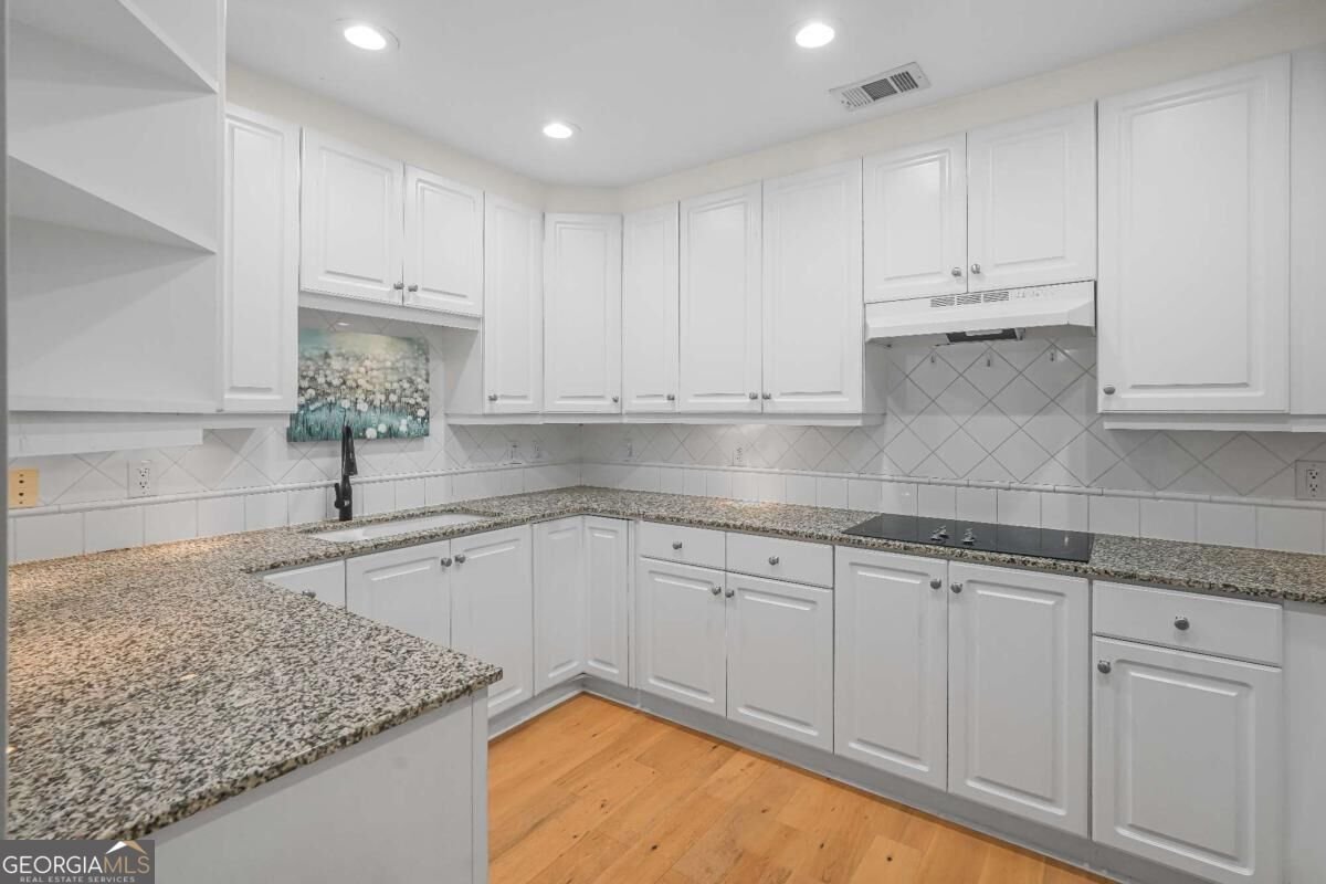 211 Colonial Homes Drive Atlanta - Photo 17