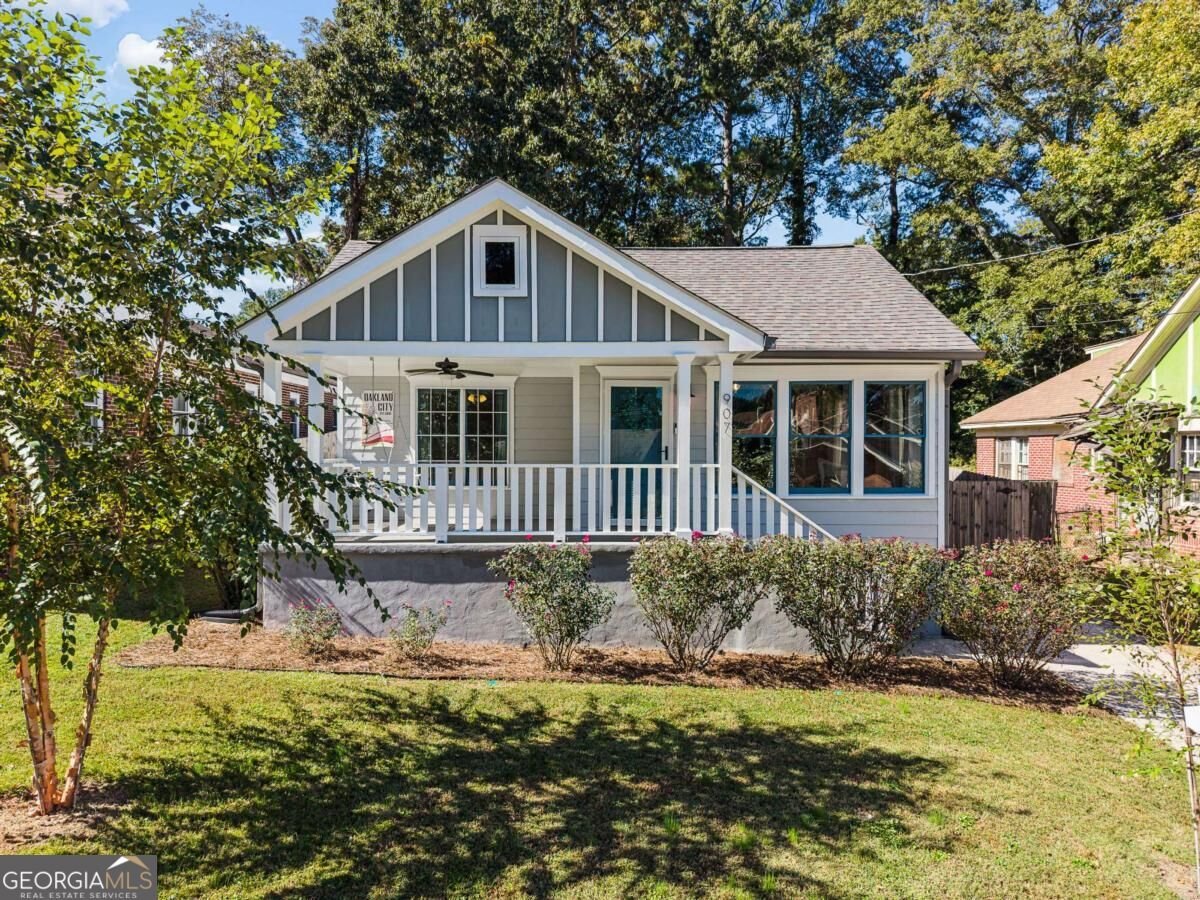 907 Lawton Street Atlanta - main photo