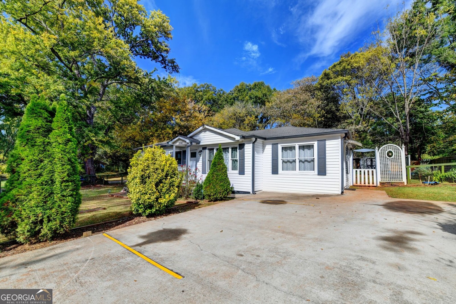 1040 Mable Street Mableton - main photo
