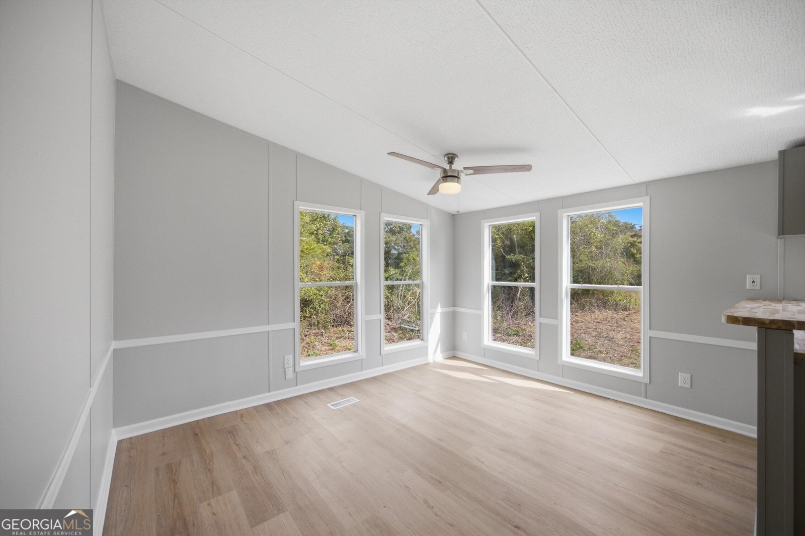 1014 Highway 100 Summerville - Photo 11