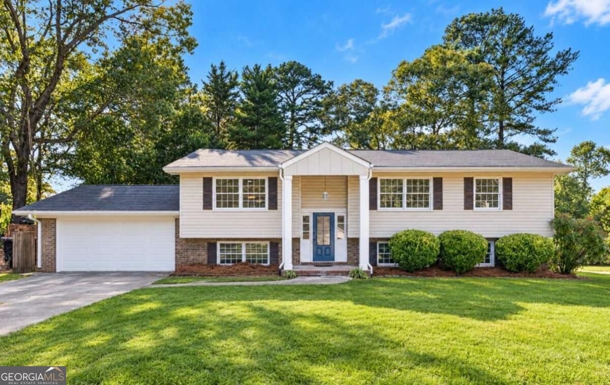 339 Johnson Drive Braselton - main photo