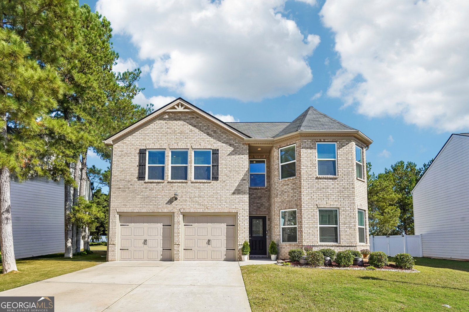 81 Kingfisher Walk Covington - main photo