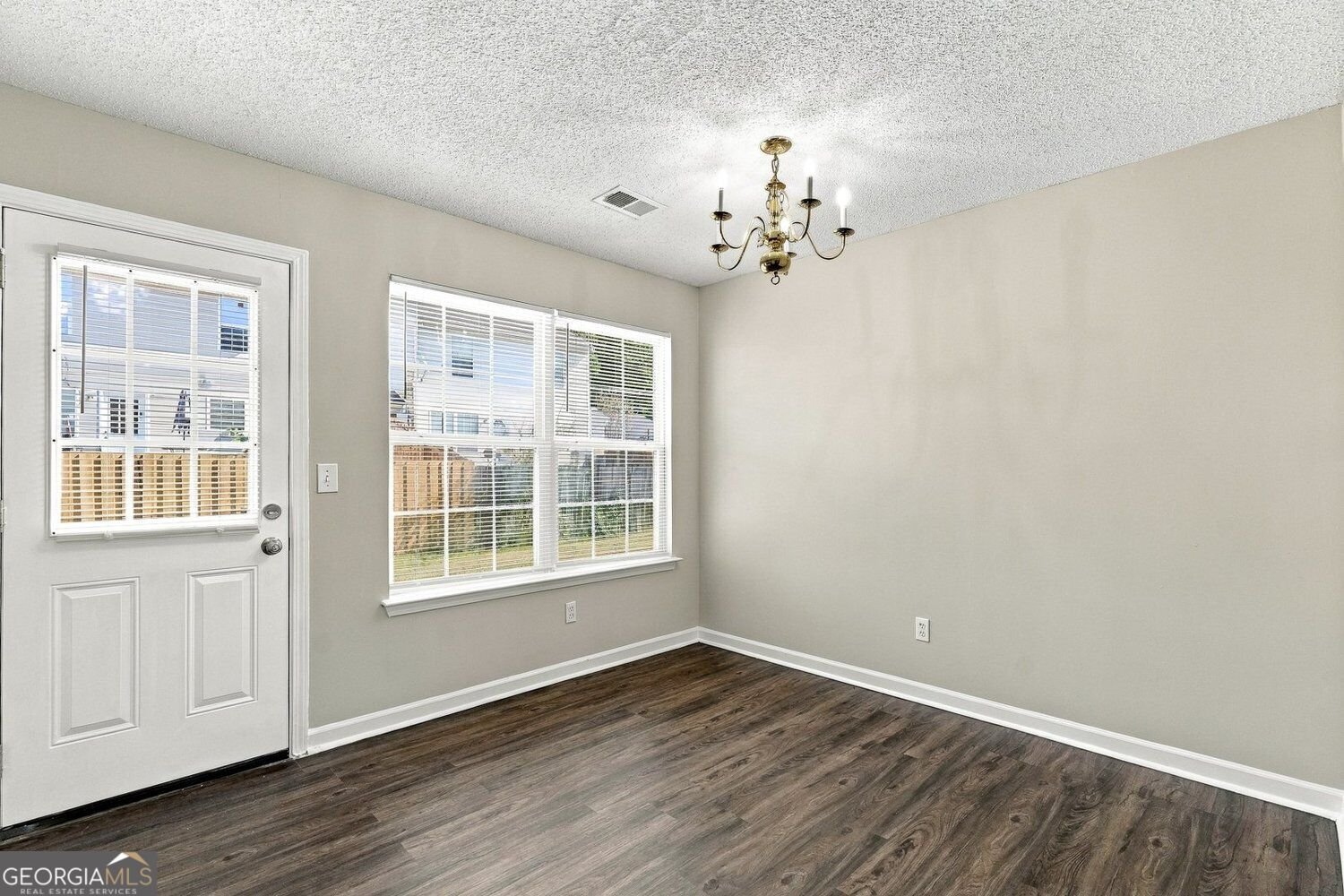324 Goldenrod Drive Stockbridge - Photo 6