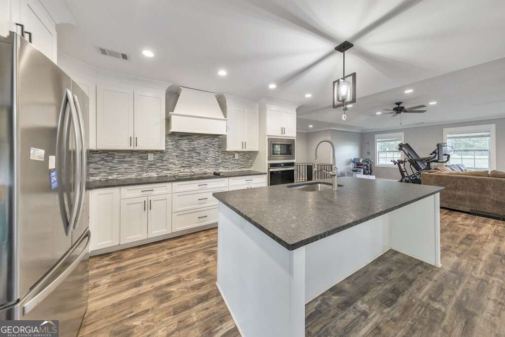 634 Swan Lake Road Stockbridge - Photo 6
