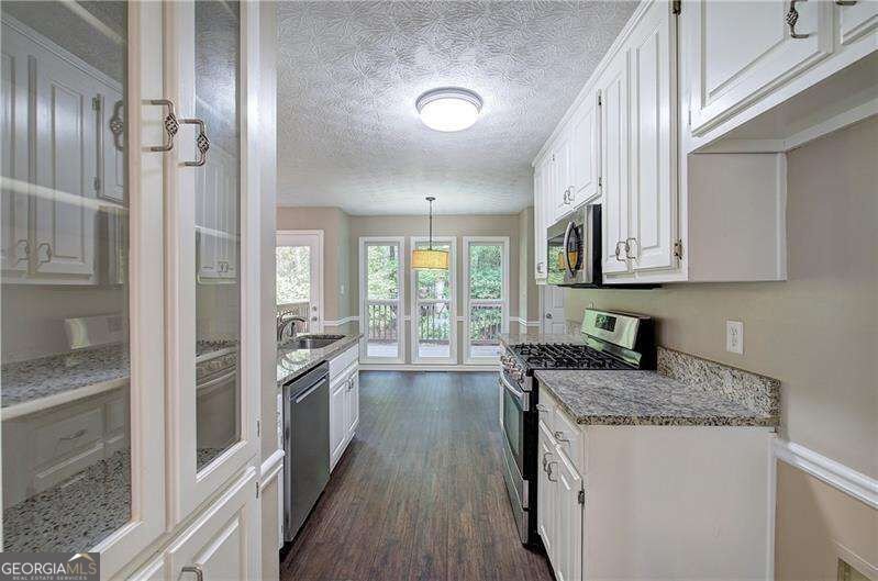 420 Middle Valley Lane Woodstock - Photo 19