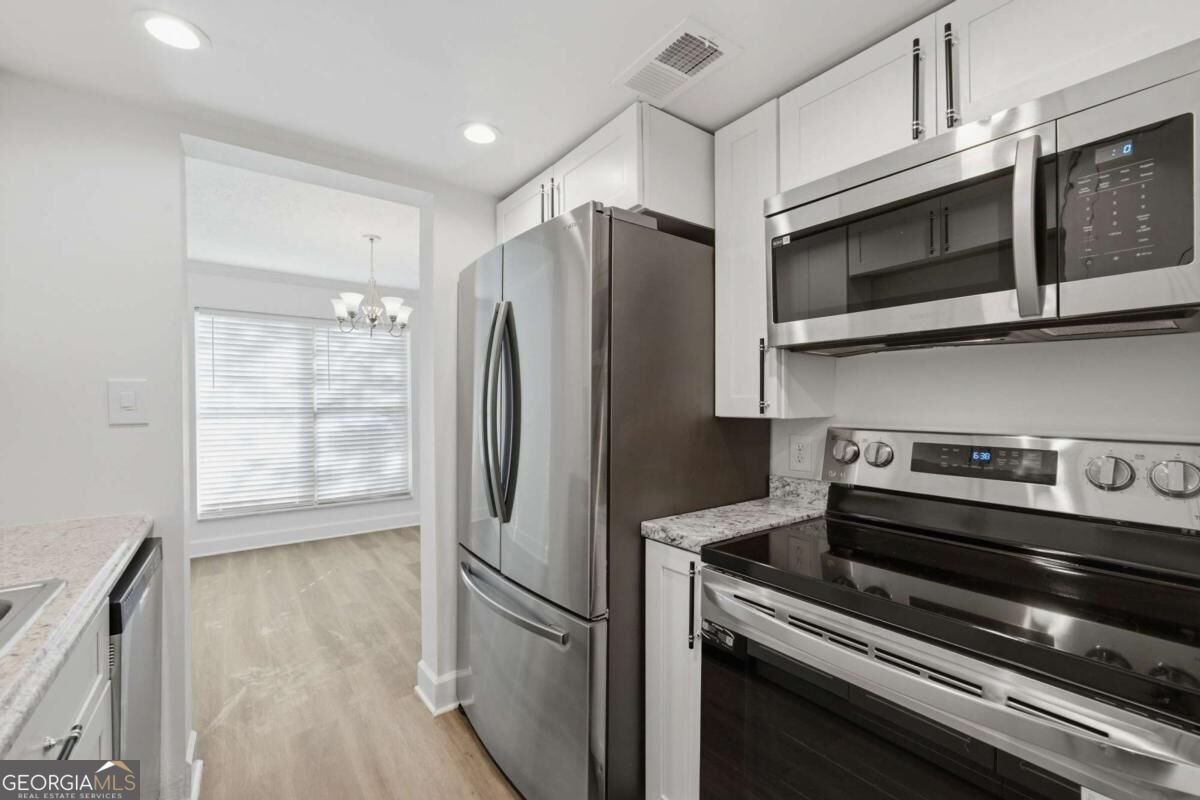 6427 Wood Circle W Morrow - Photo 8