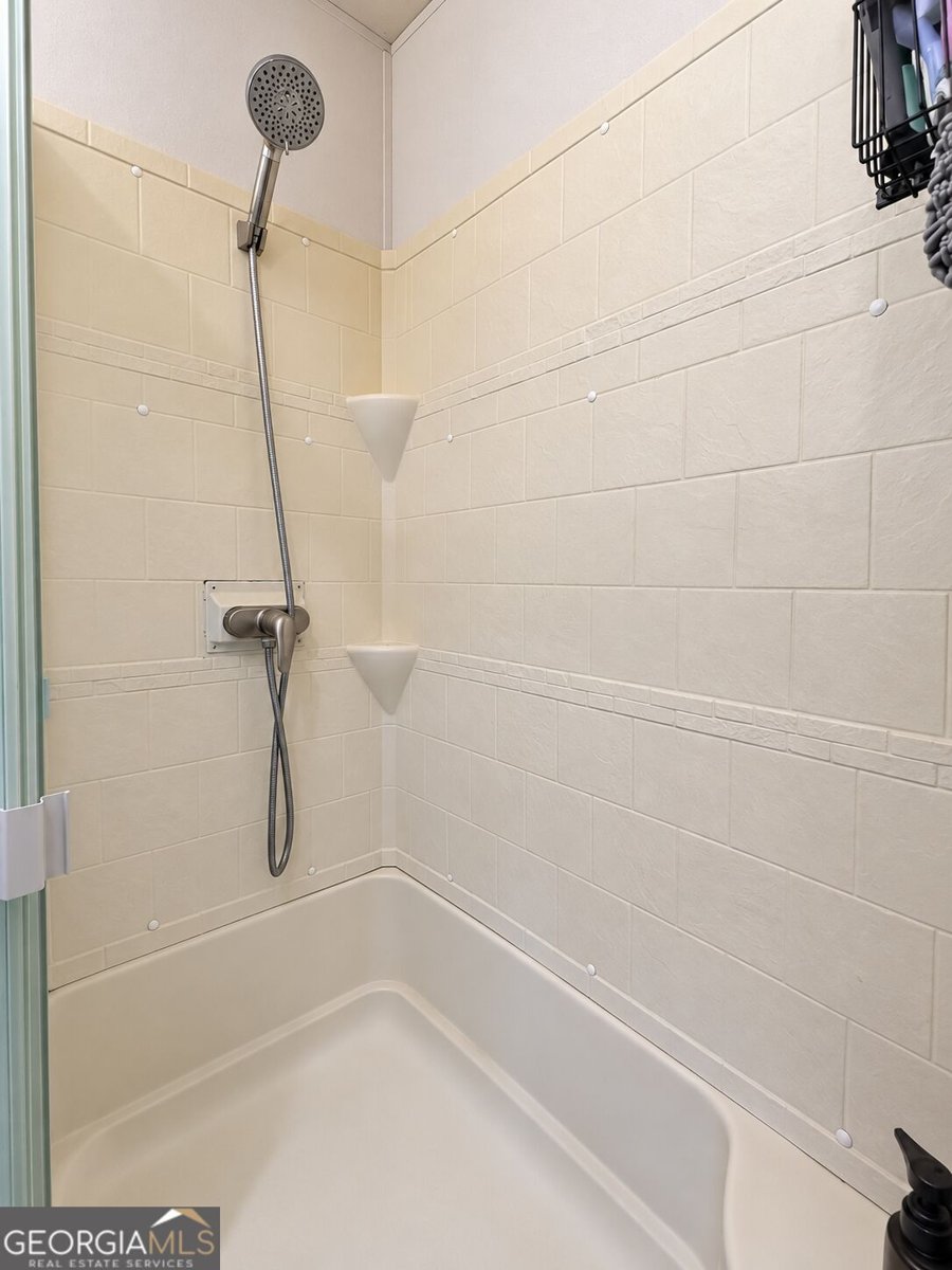 20 Fleetwood Drive Cleveland - Photo 19