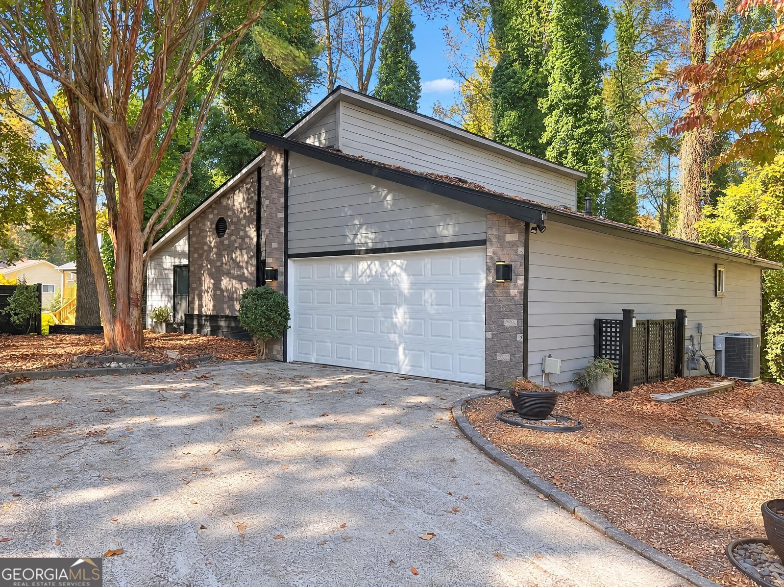 4762 Jamerson Creek Court Marietta - main photo
