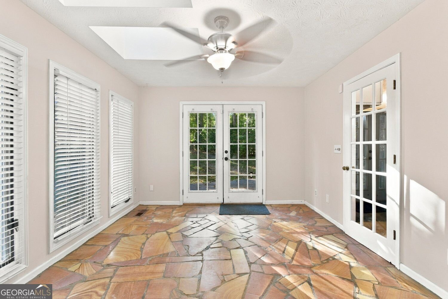 5925 Chimney Springs Road Buford - Photo 21