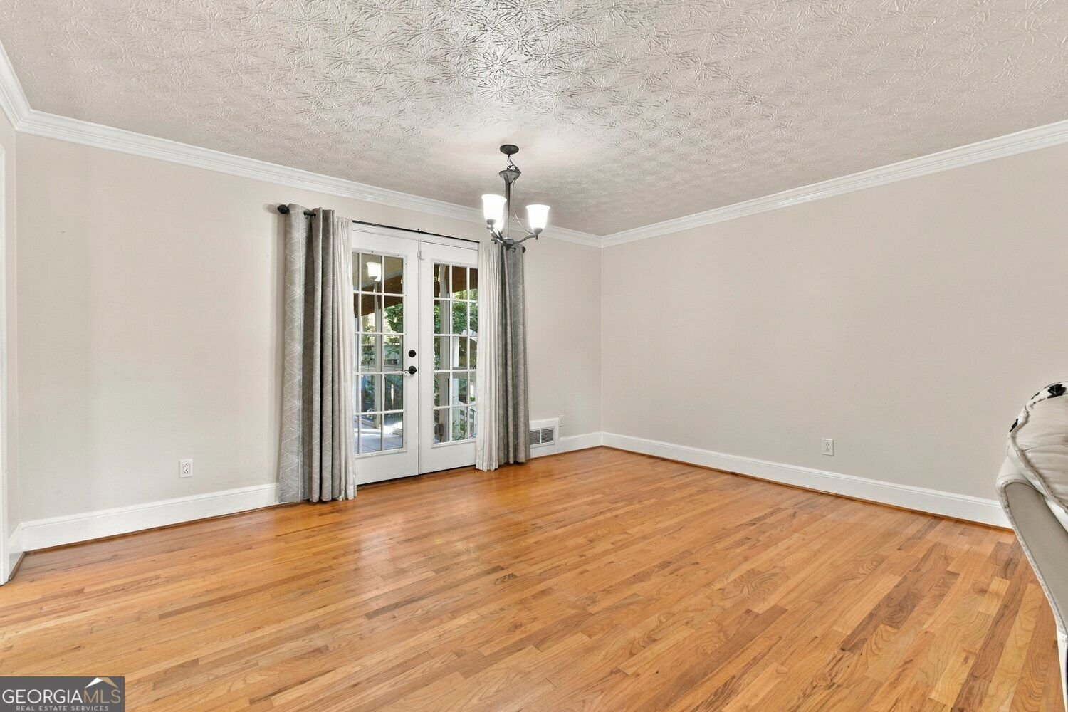 5925 Chimney Springs Road Buford - Photo 9
