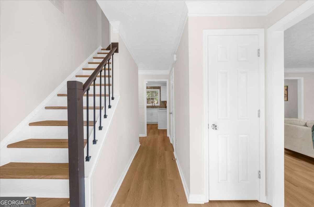 972 Sugar Meadow Lane Sugar Hill - Photo 8