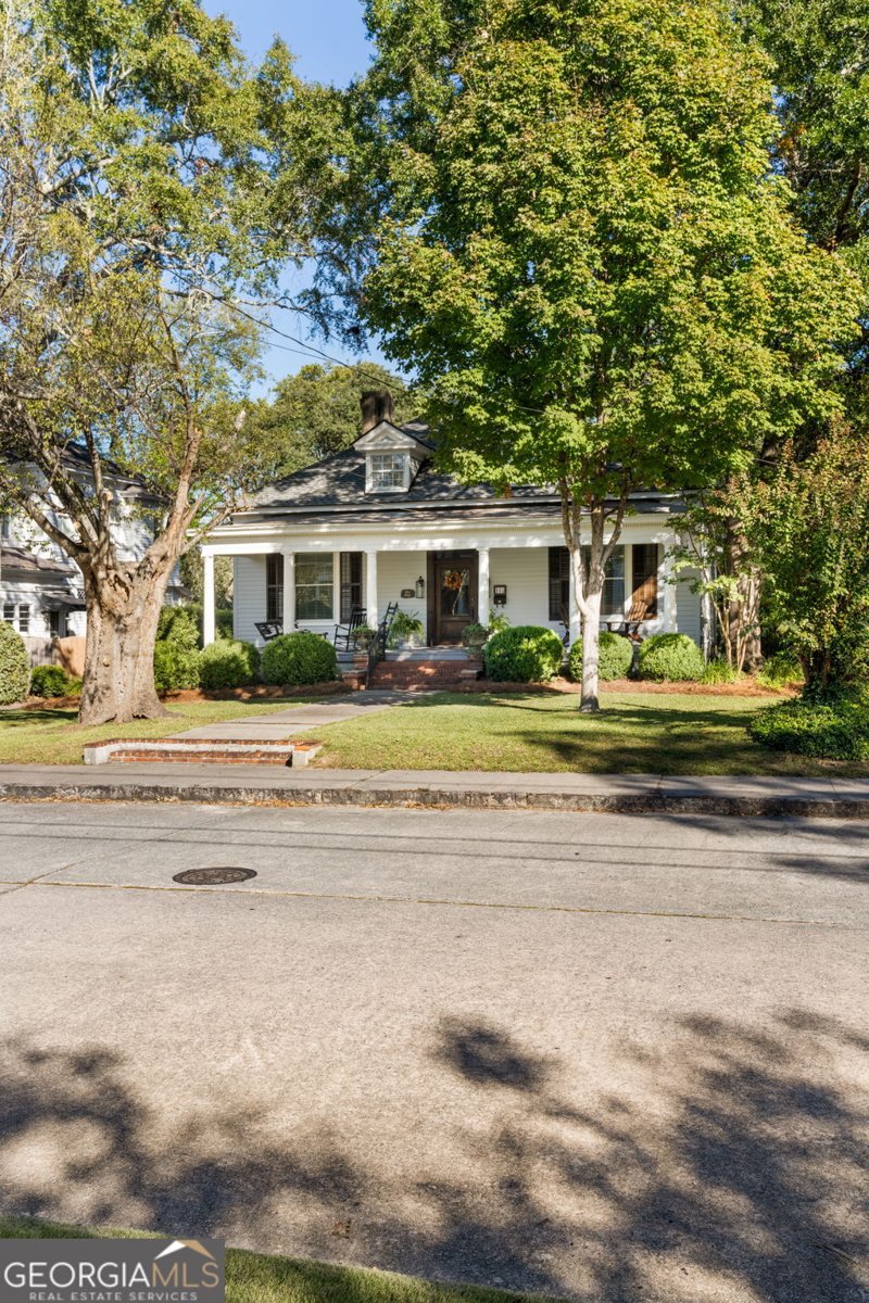 165 Hines Terrace Macon - Photo 13