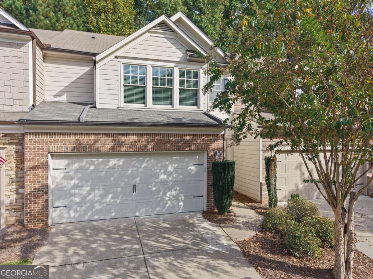 1465 Queens Lane Alpharetta - main photo