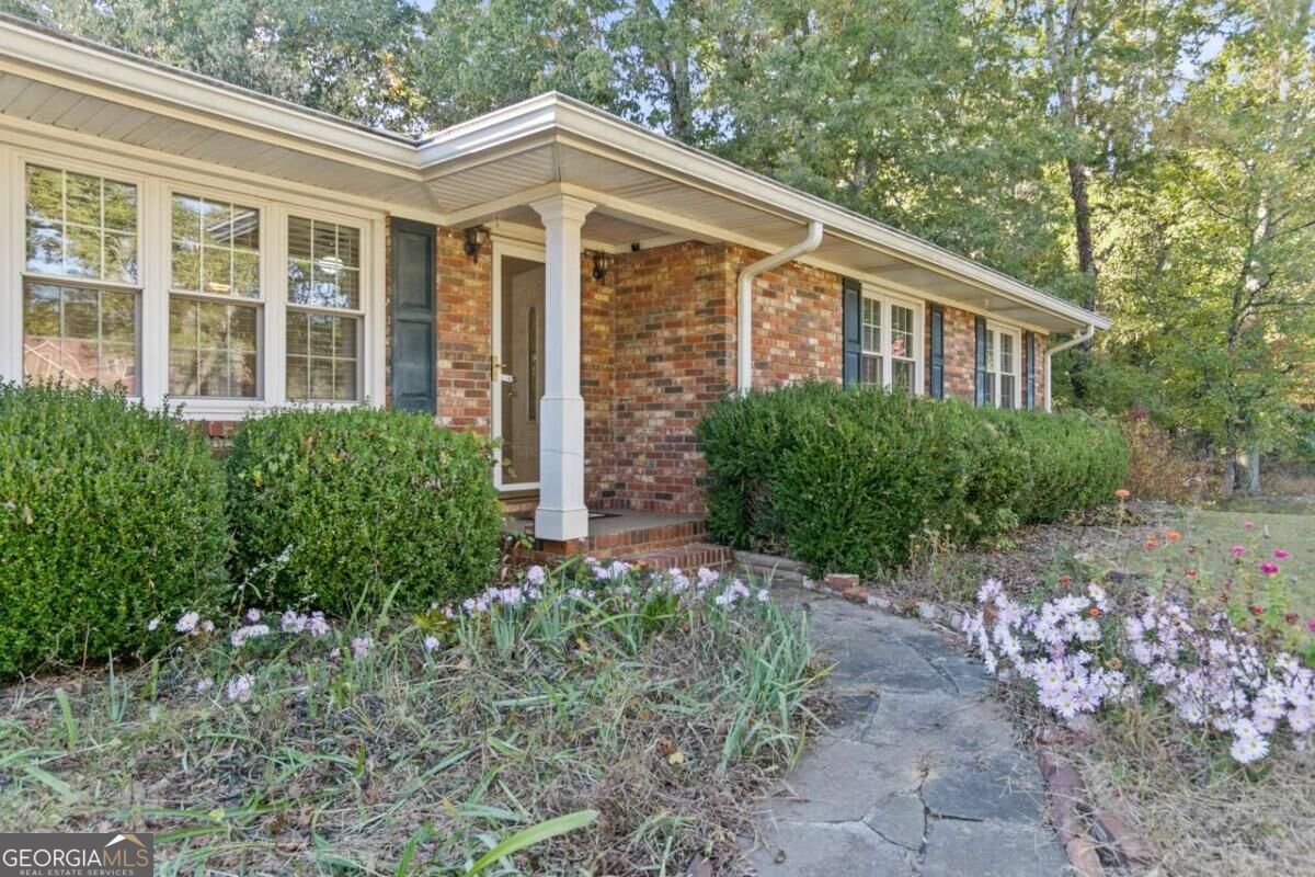 715 Old Vandiver Road Canton - Photo 6