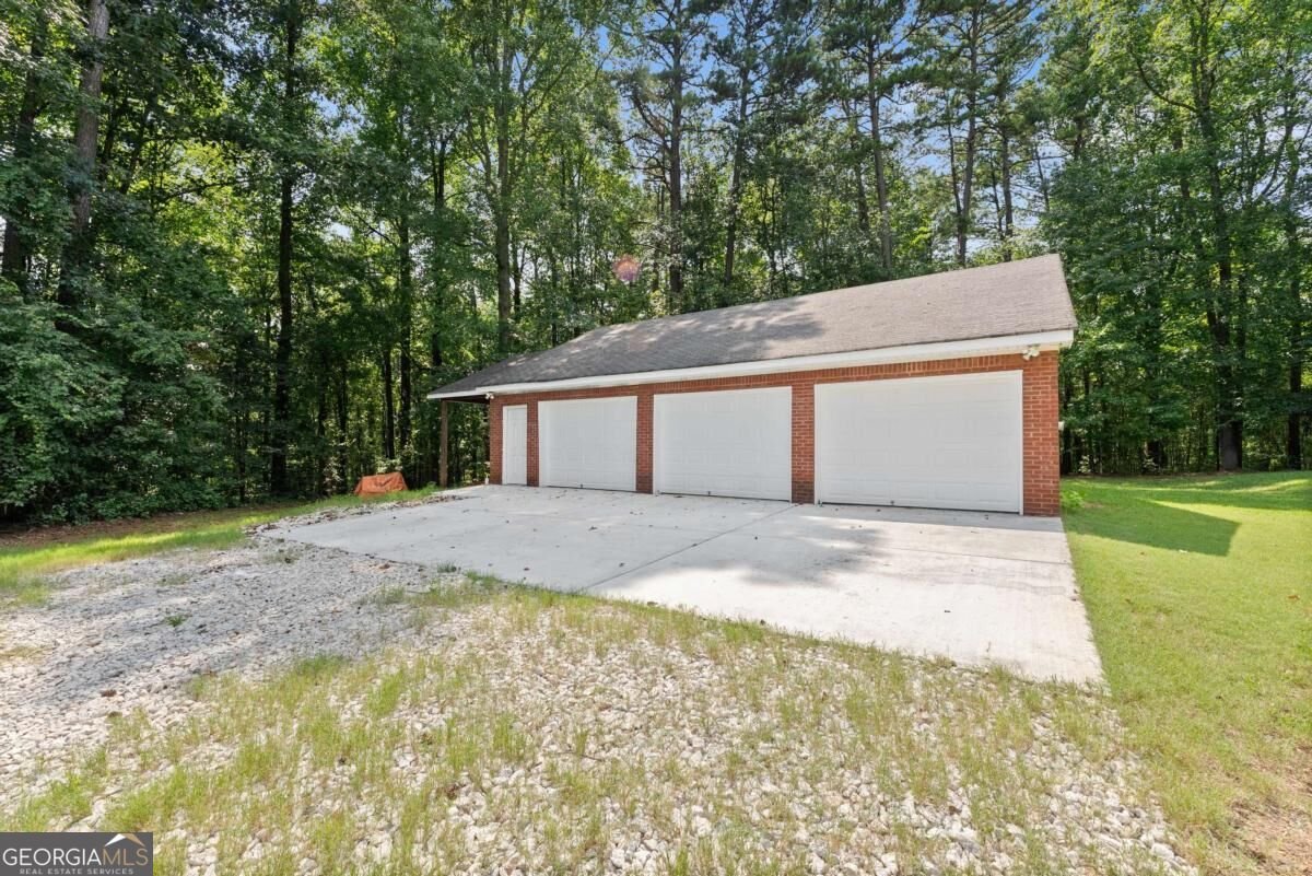1194 Foster Road Statham - Photo 49