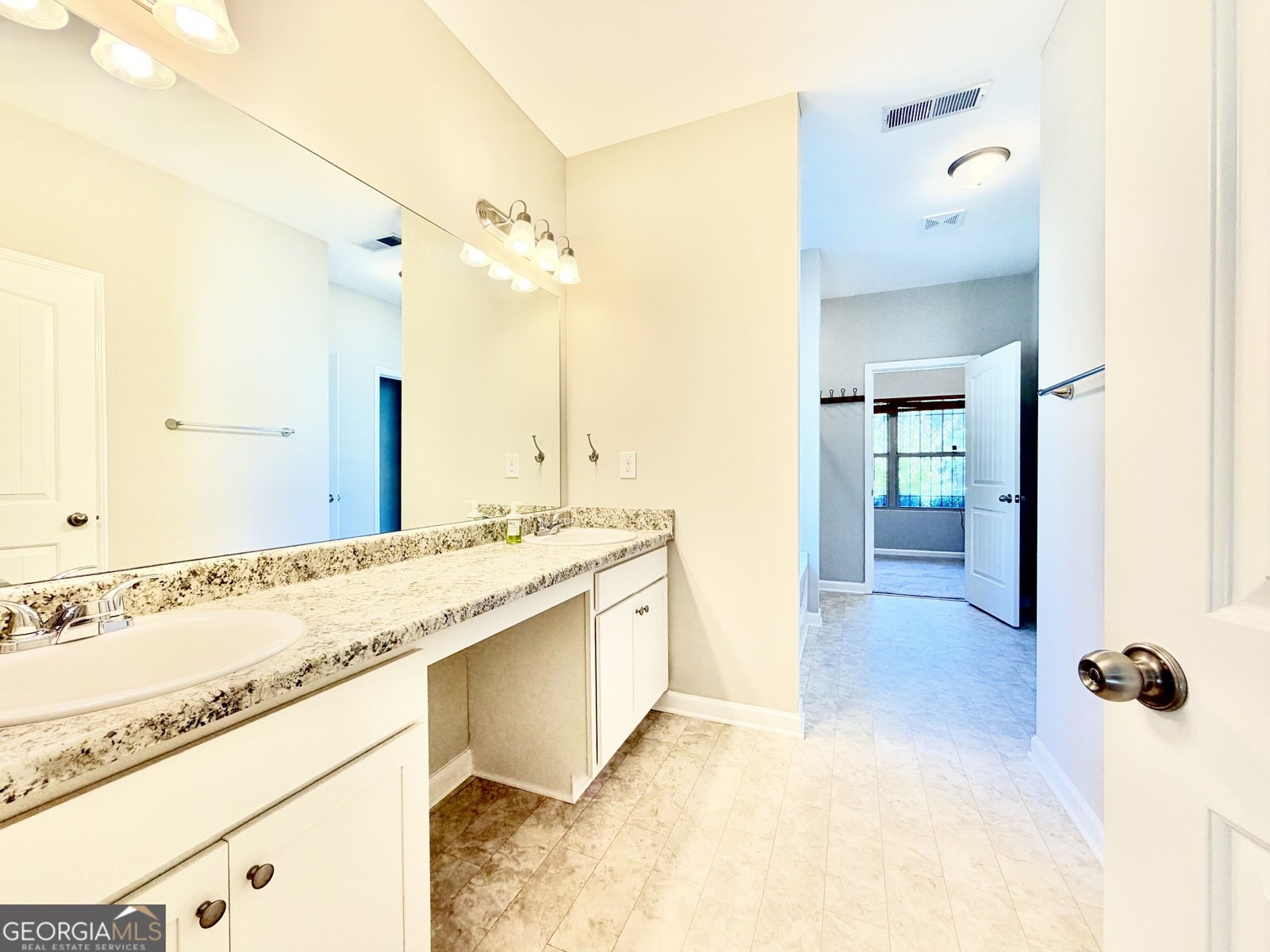 412 Clematis Court Temple - Photo 9