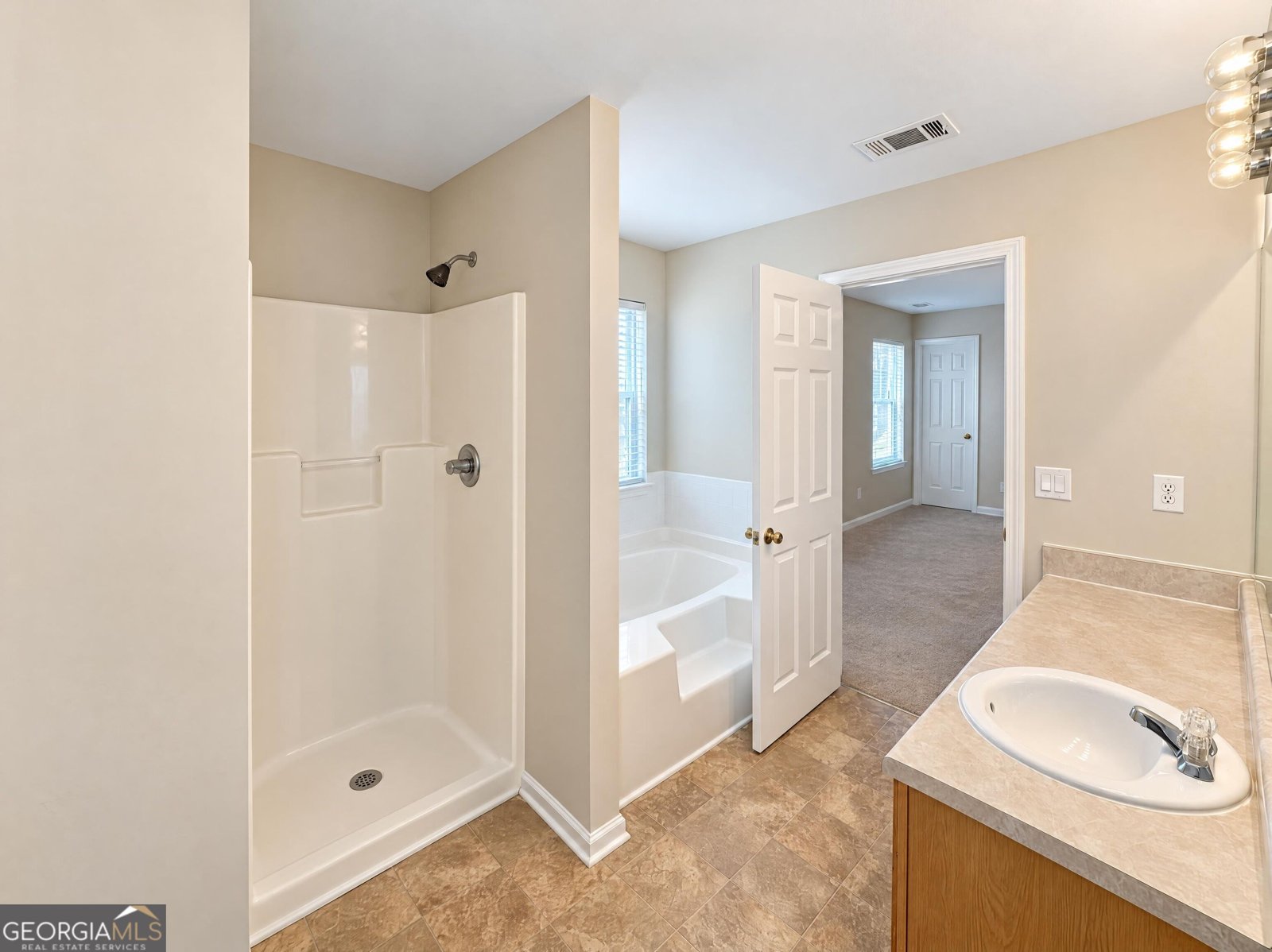 302 Bonnes Drive Austell - Photo 9