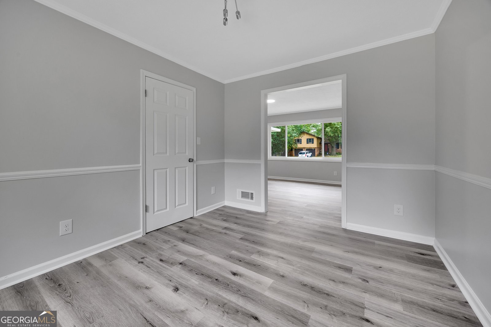 556 Greenview Avenue Conyers - Photo 8