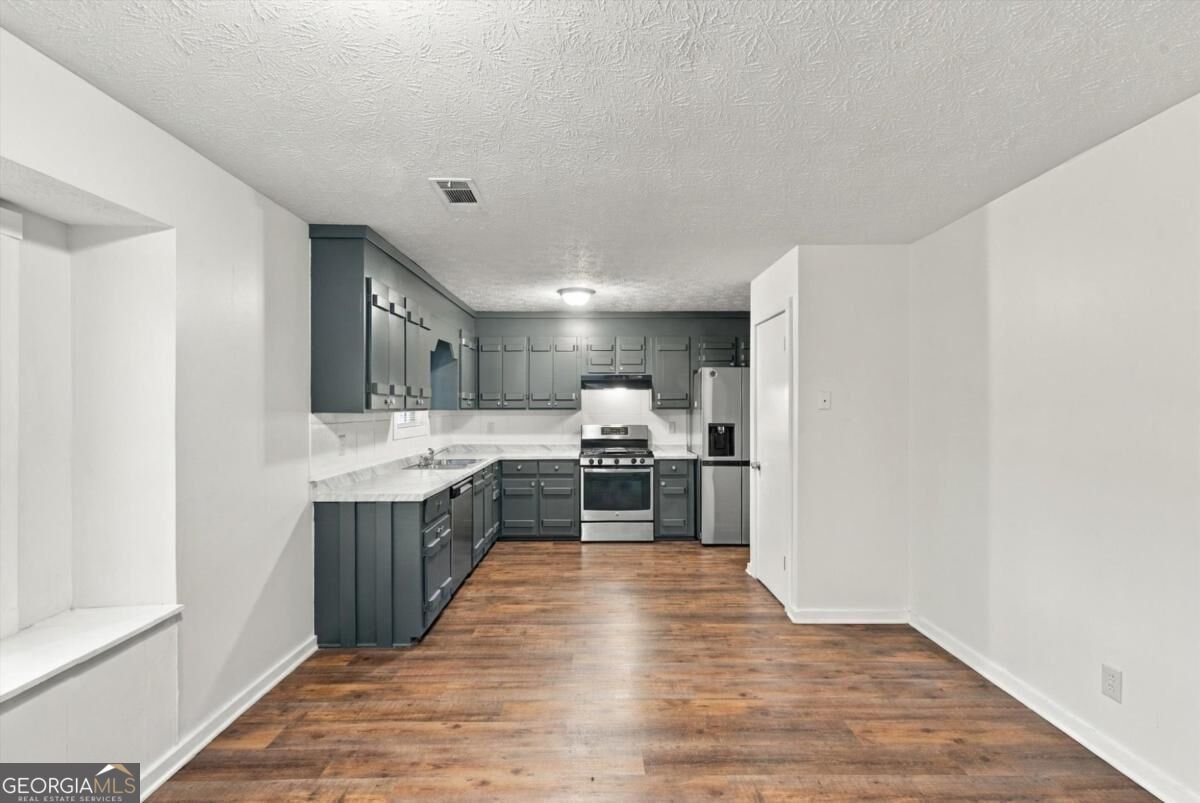 627 Blue Flag Lane Fairburn - Photo 12