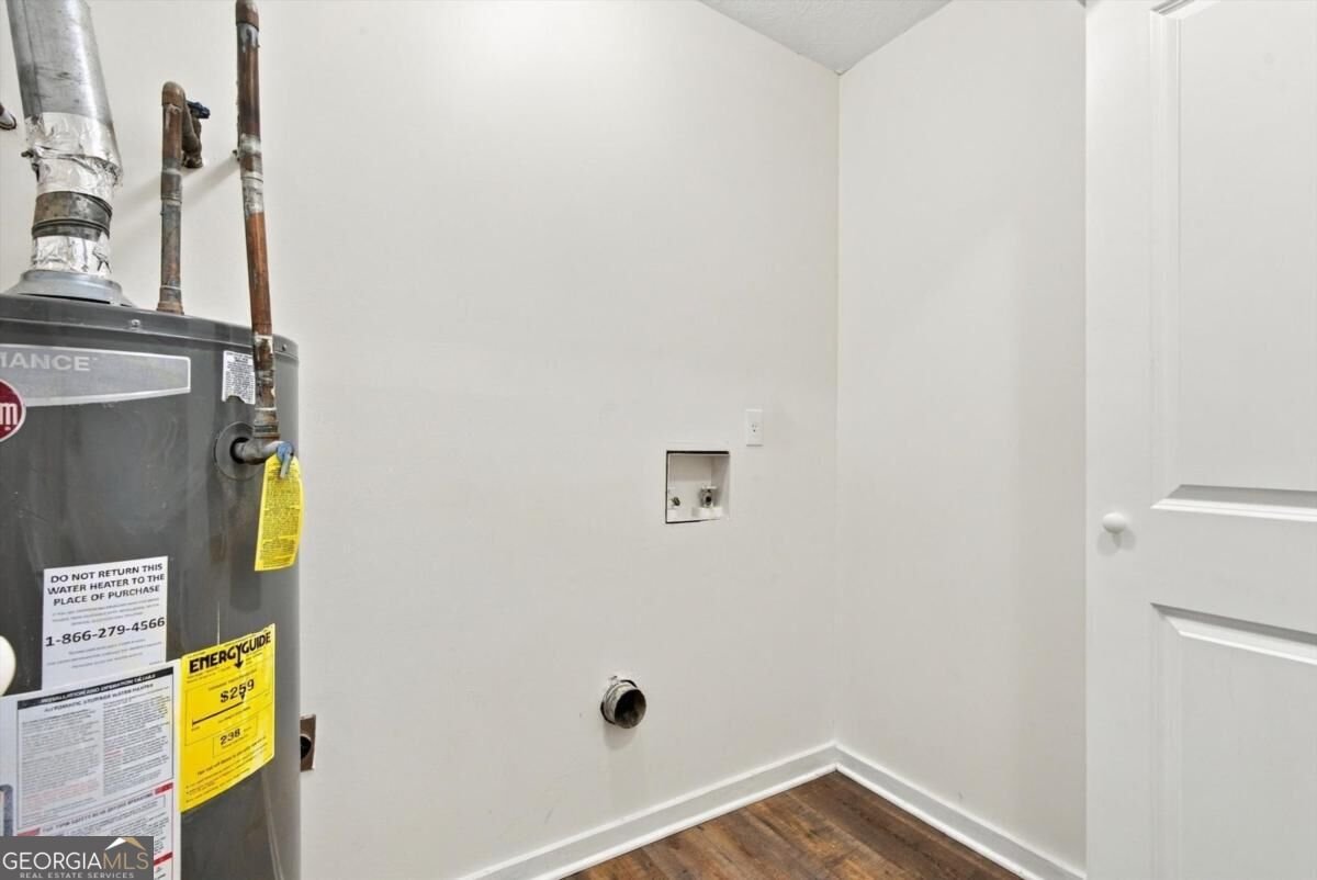 627 Blue Flag Lane Fairburn - Photo 19