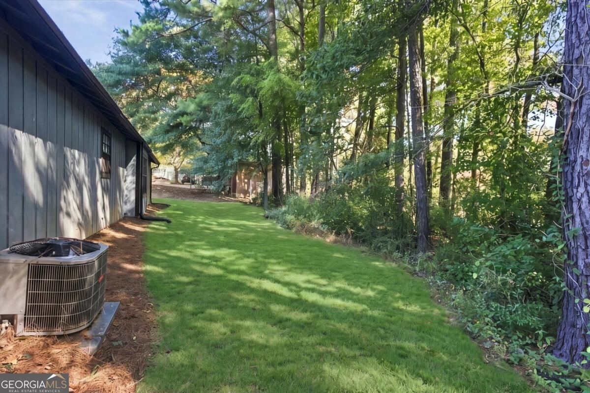 627 Blue Flag Lane Fairburn - Photo 24