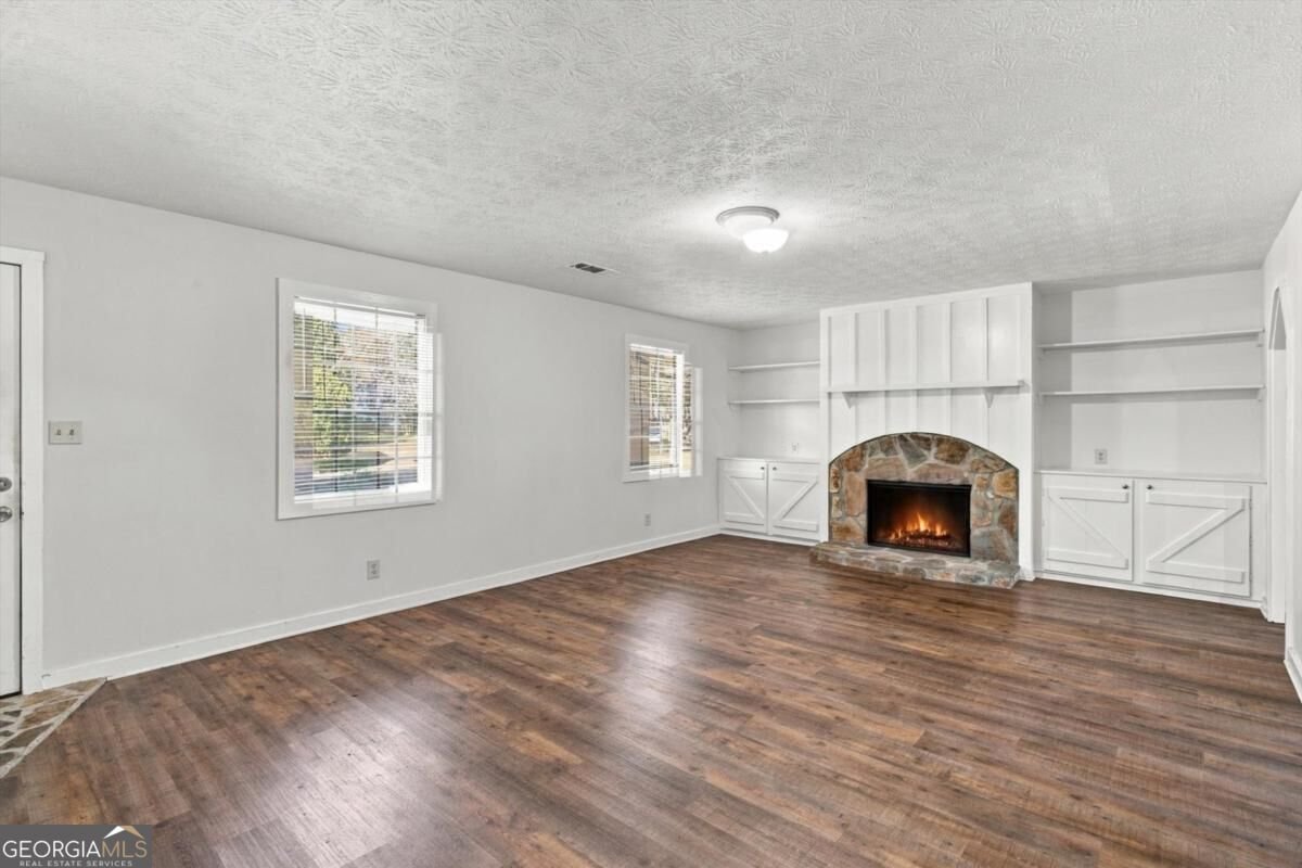 627 Blue Flag Lane Fairburn - Photo 8