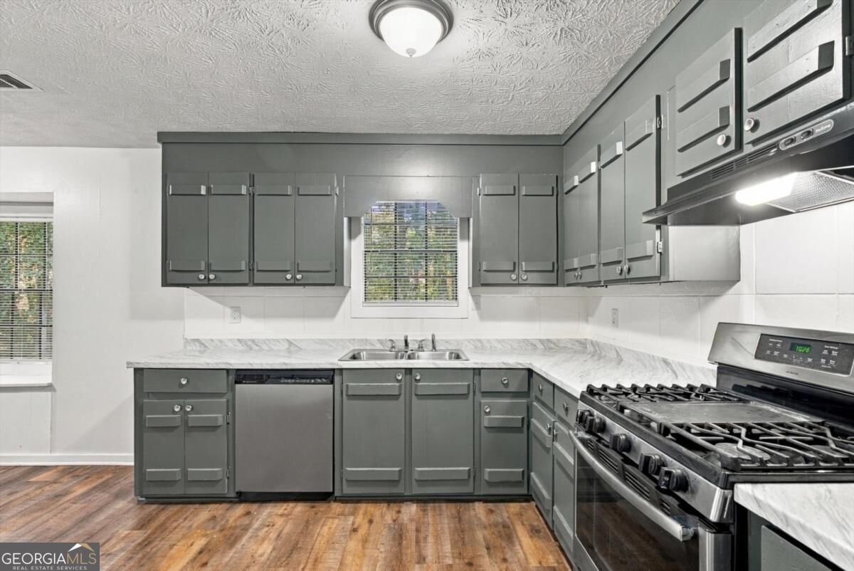 627 Blue Flag Lane Fairburn - Photo 9