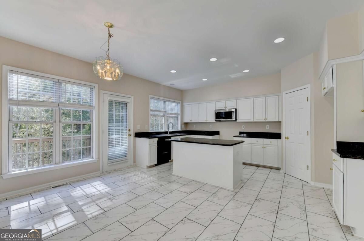 531 Ashland Parkway Woodstock - Photo 22