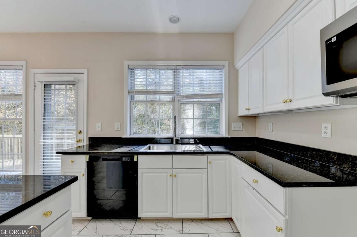 531 Ashland Parkway Woodstock - Photo 28