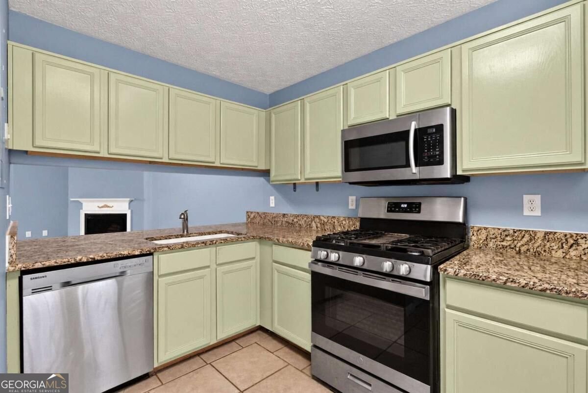 1415 Shiloh Way Kennesaw - Photo 6