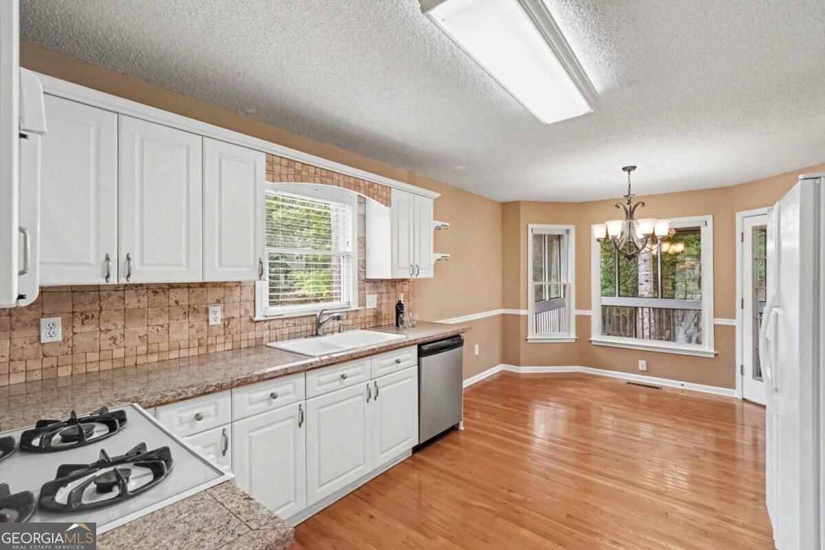 1240 Commonwealth Avenue Marietta - Photo 12