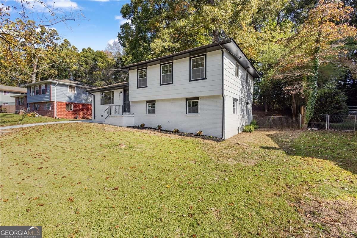 1115 De Leon Court Clarkston - Photo 32