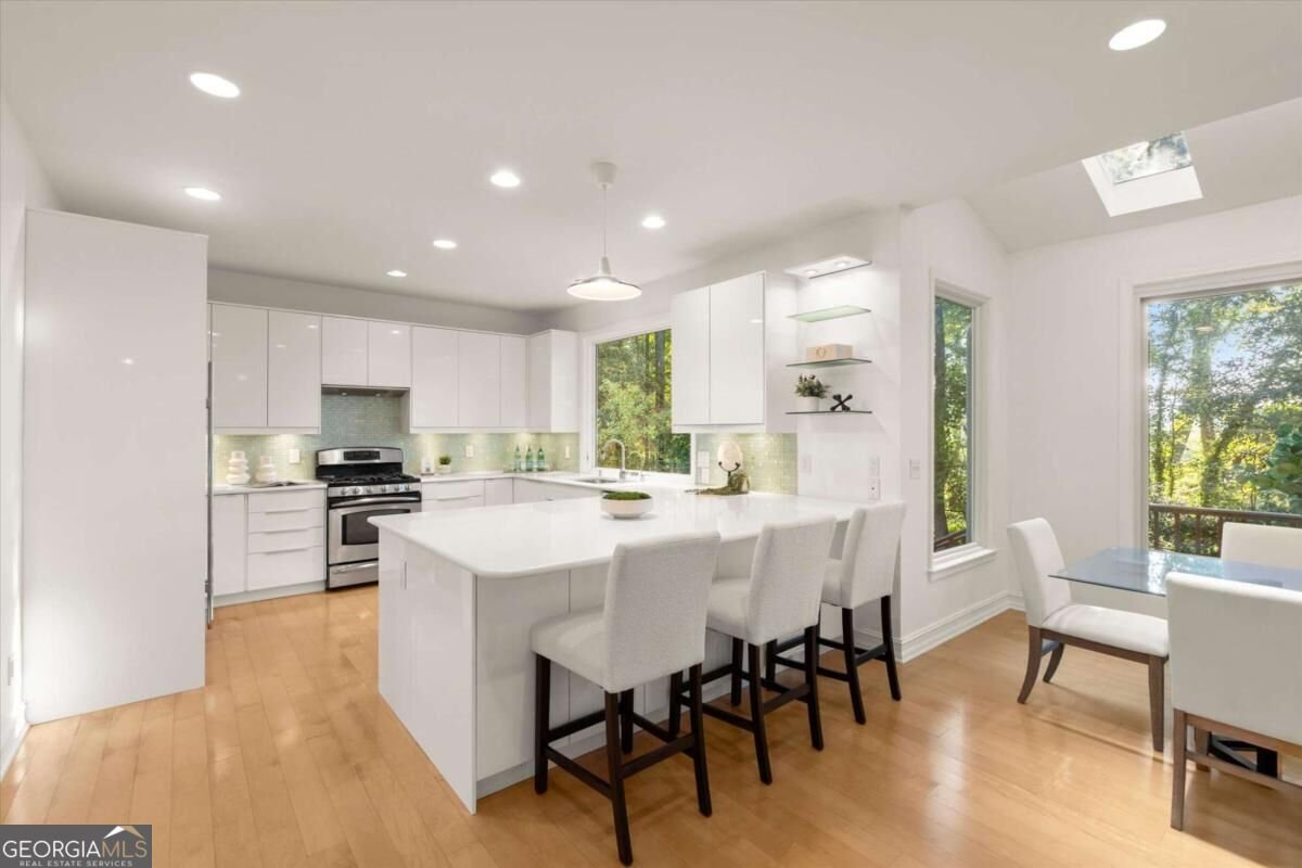256 Spalding Gates Drive Sandy Springs - Photo 14