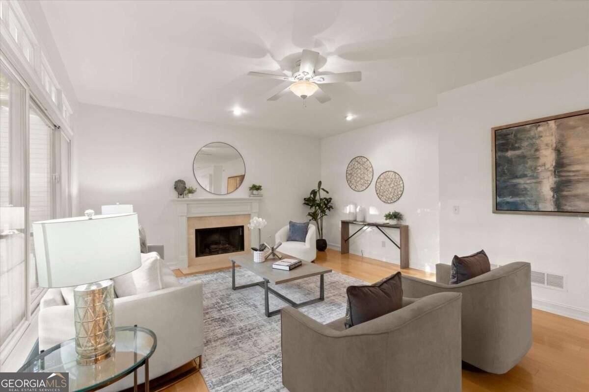 256 Spalding Gates Drive Sandy Springs - Photo 9