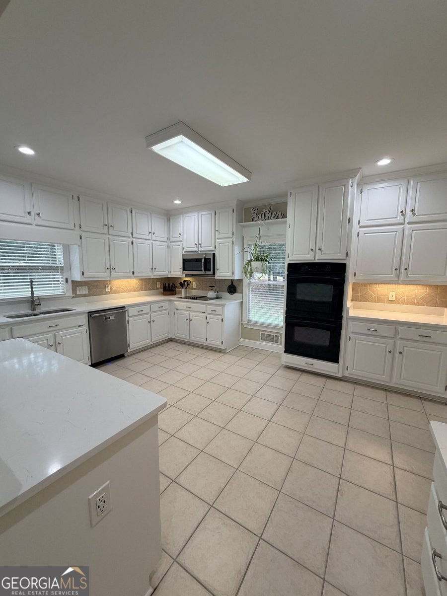 511 Clearwater Drive McDonough - Photo 12