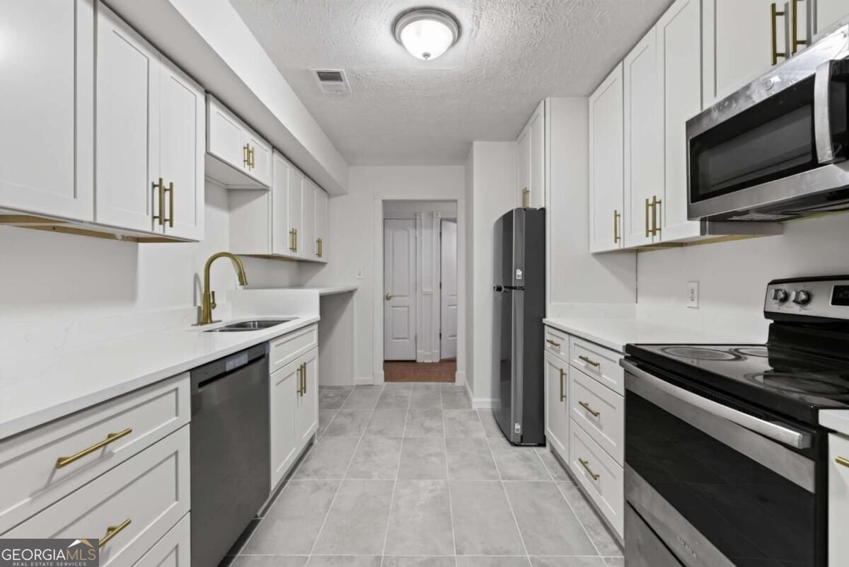 2394 Lawrenceville Highway Decatur - Photo 12