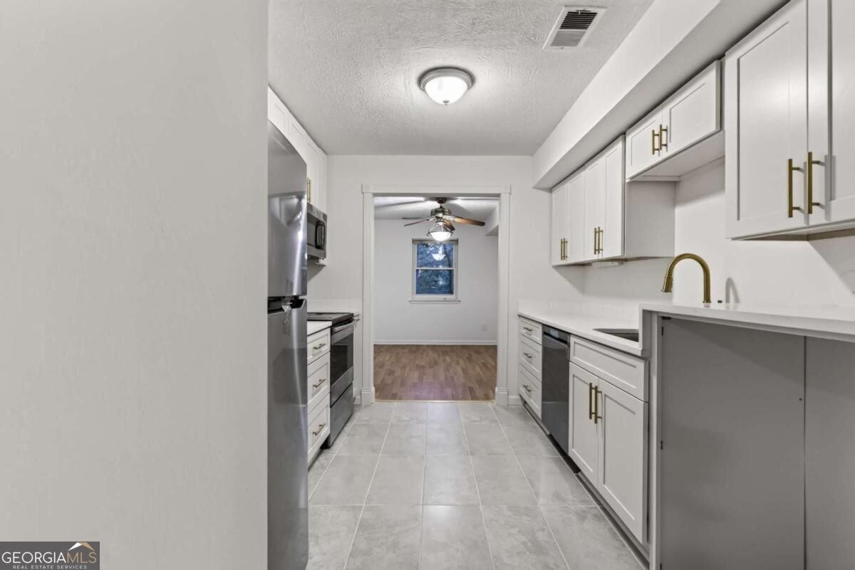 2394 Lawrenceville Highway Decatur - Photo 14