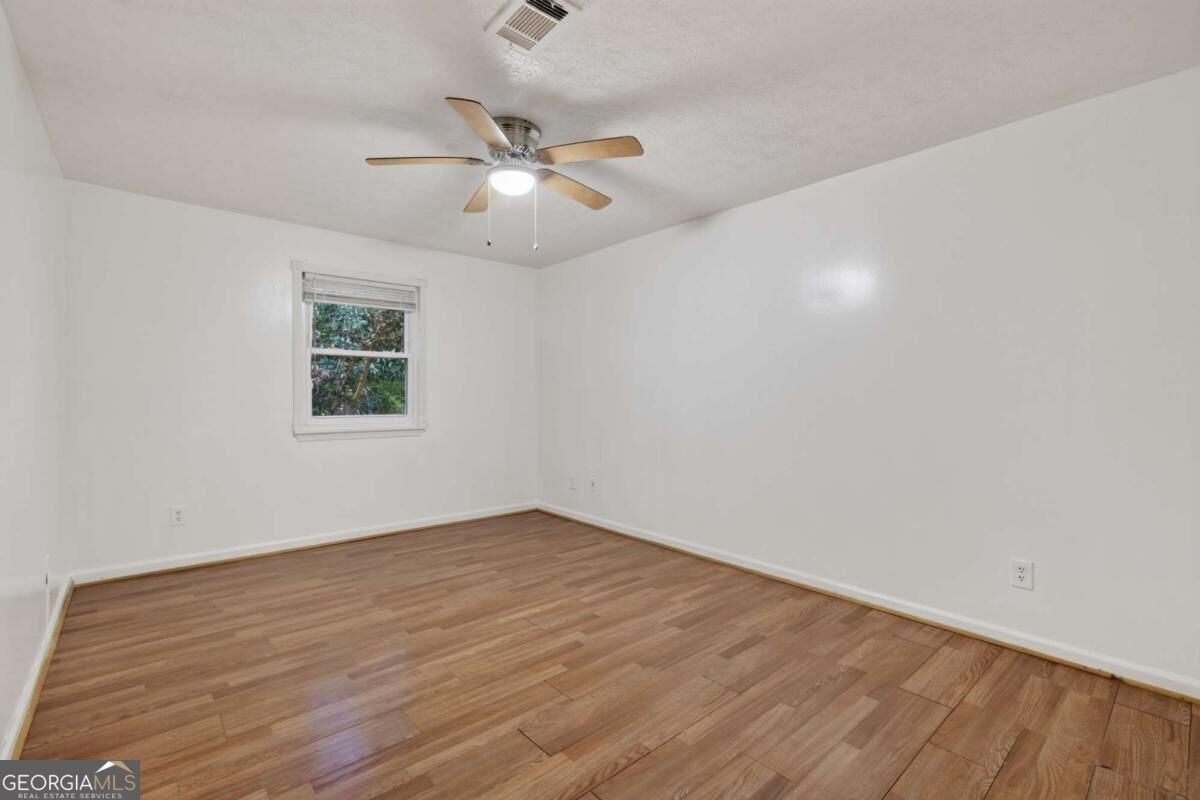 2394 Lawrenceville Highway Decatur - Photo 16