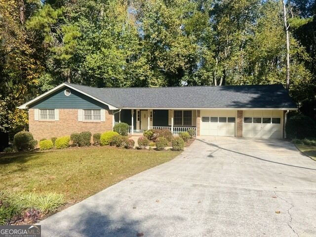 2691 Brackenwood Drive Snellville - main photo